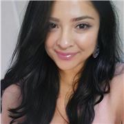 Licenciada en lengua y literatura hispánica